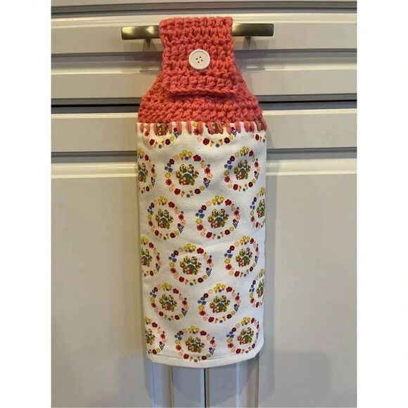 Crochet Top Kitchen Towel- Flowers pink topper - Picture 1 of 3